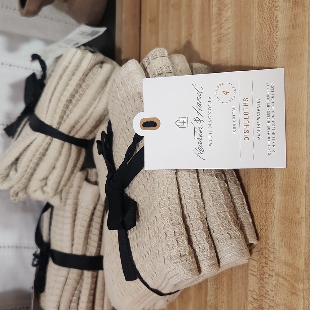 Hearth&Hand with Magnolia Dishcloths - Picture 3 of 9